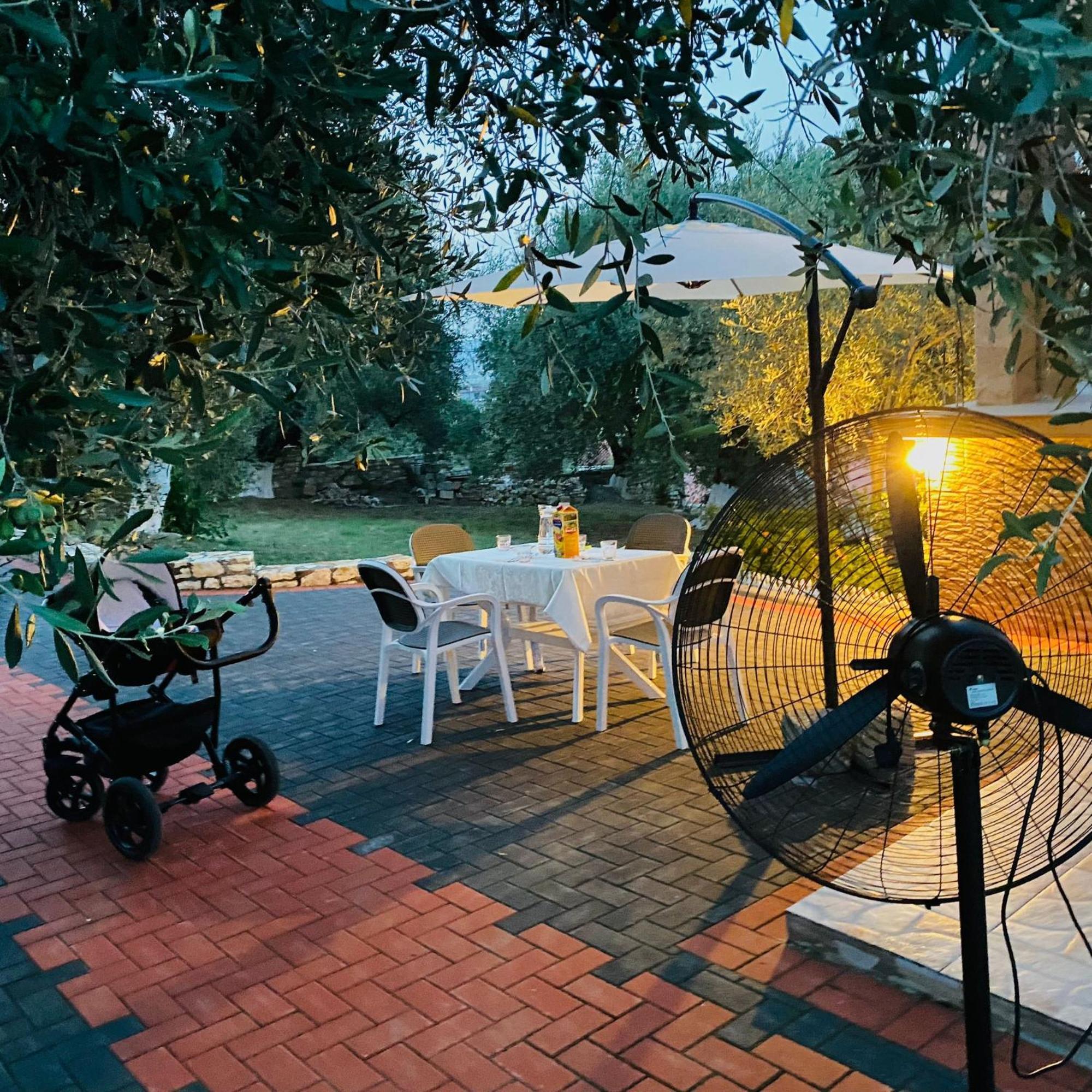 Guesthouse Iljaz Berati Exterior foto
